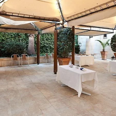 Occidental Viapol 4* סביליה